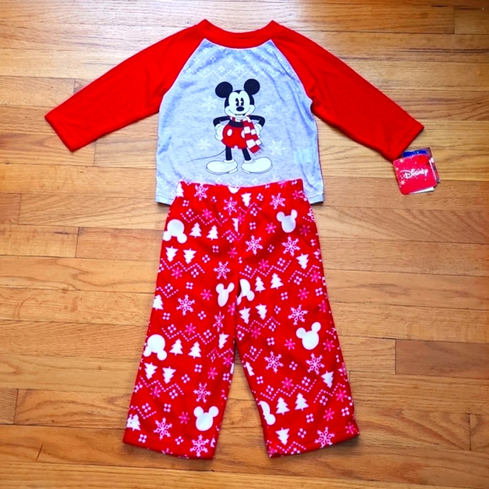 MICKEY MOUSE 2T Pajamas